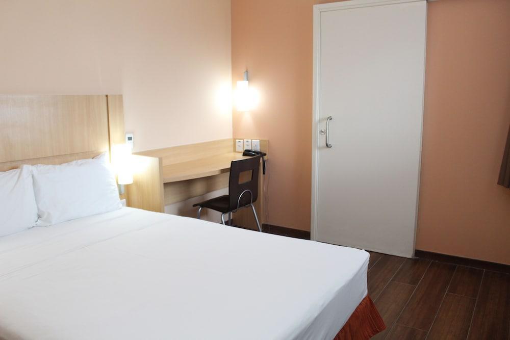 Ibis Feira De Santana Hotell Exteriör bild