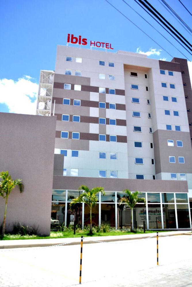 Ibis Feira De Santana Hotell Exteriör bild