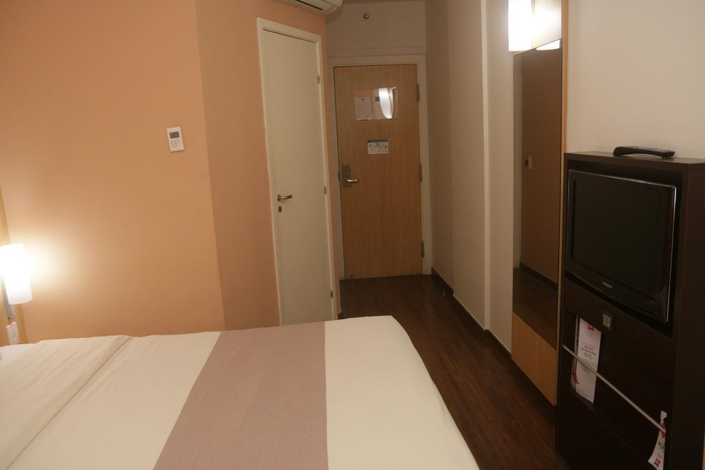 Ibis Feira De Santana Hotell Exteriör bild