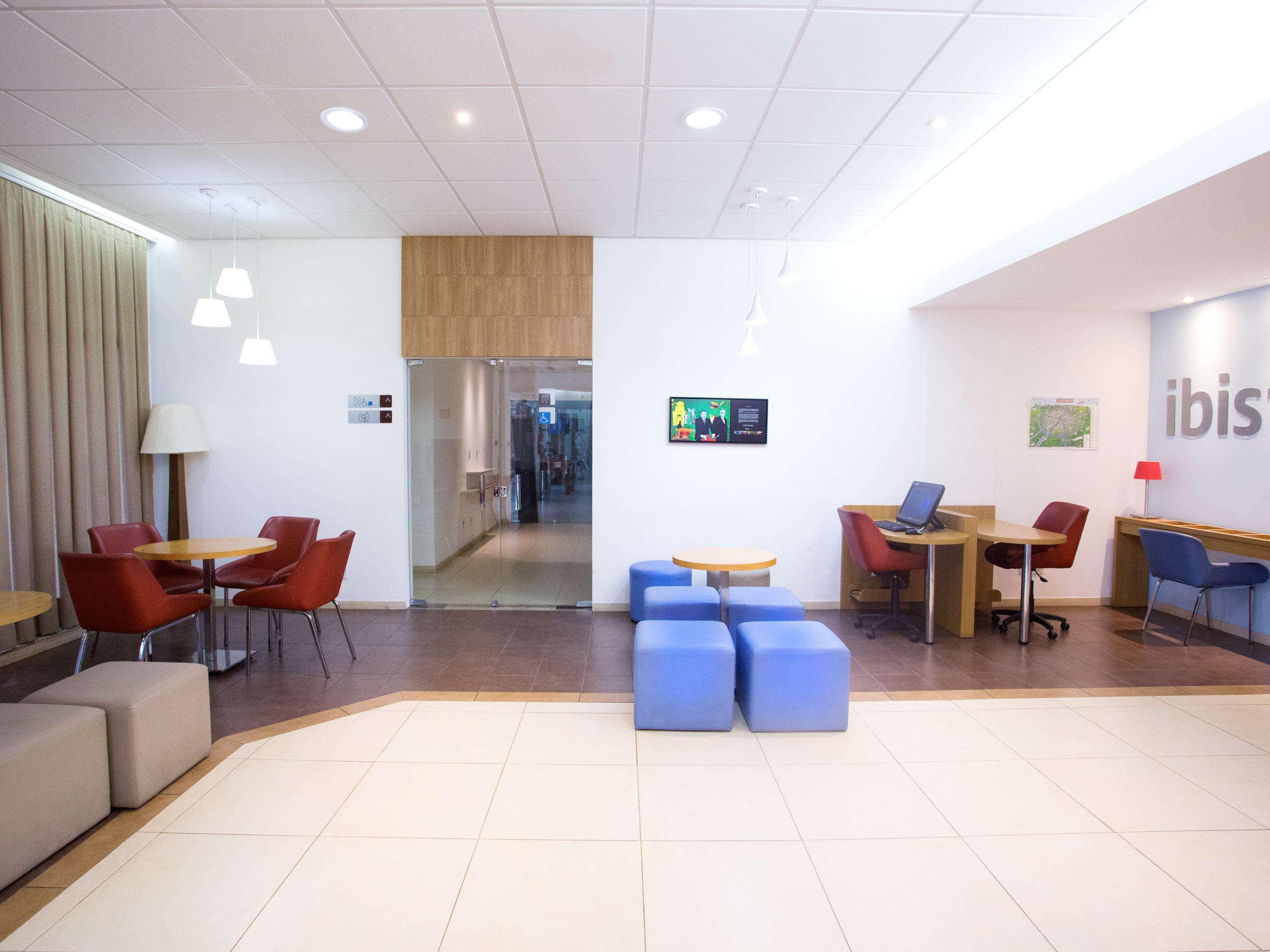 Ibis Feira De Santana Hotell Exteriör bild
