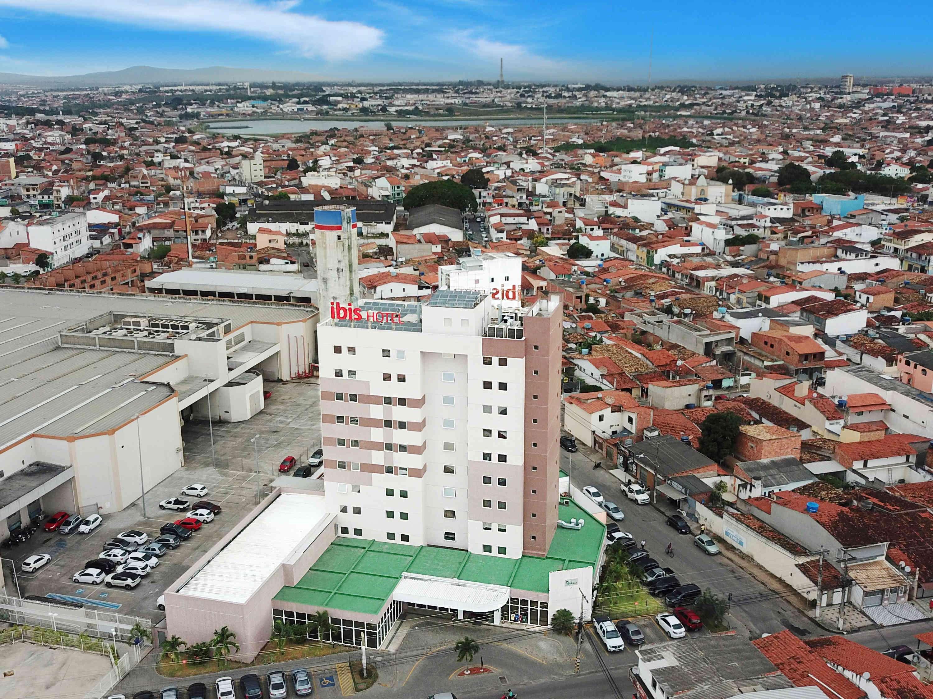 Ibis Feira De Santana Hotell Exteriör bild