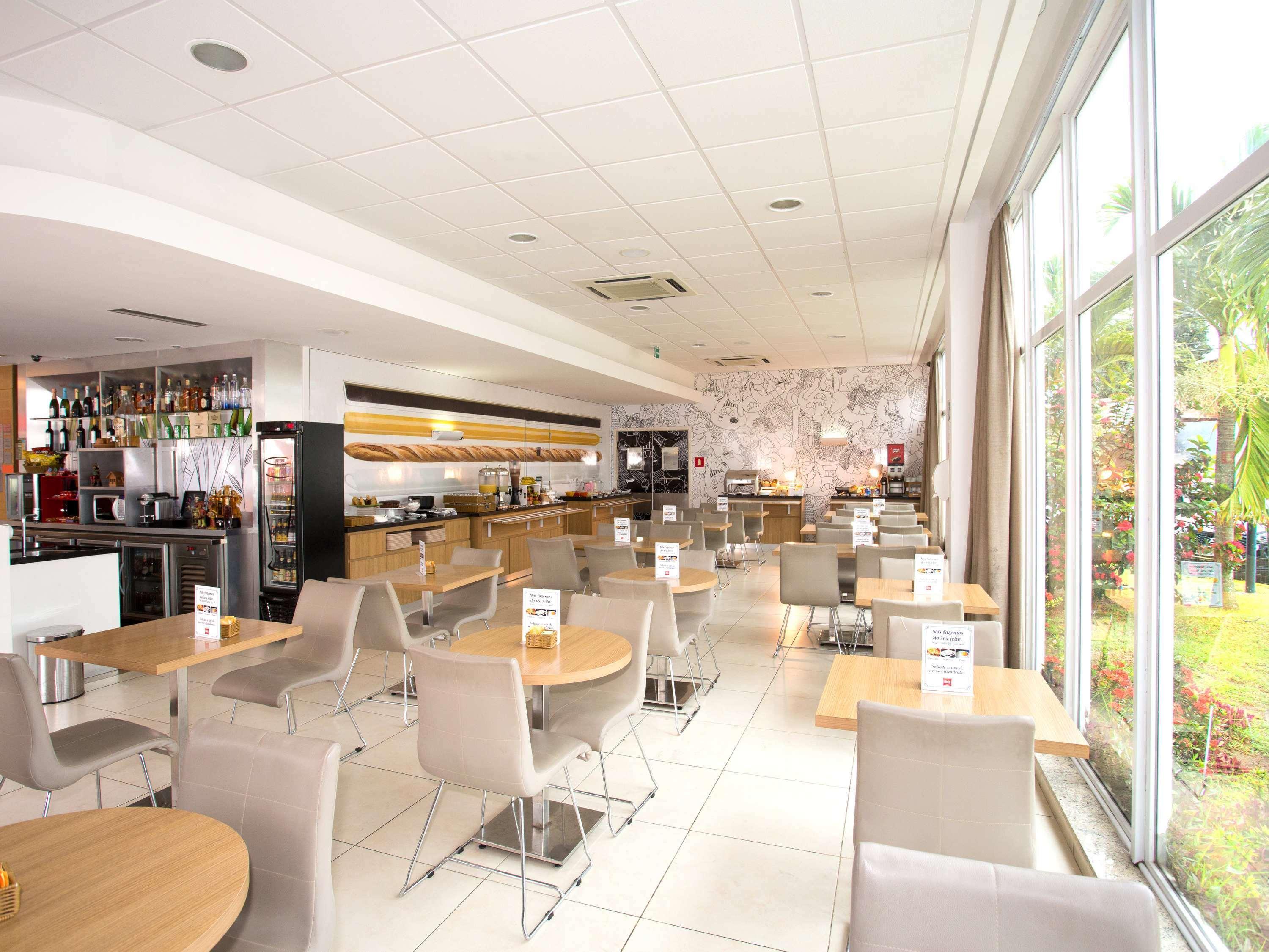 Ibis Feira De Santana Hotell Exteriör bild