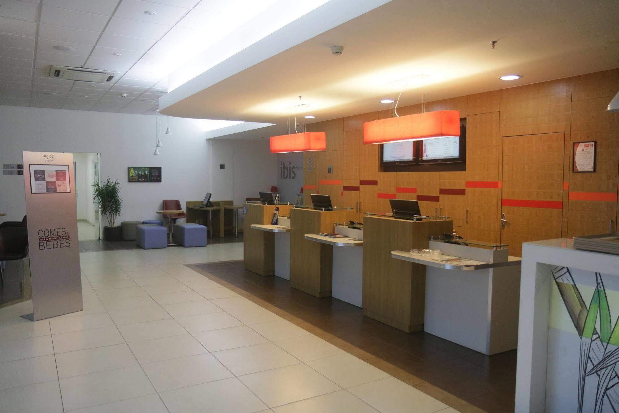 Ibis Feira De Santana Hotell Exteriör bild