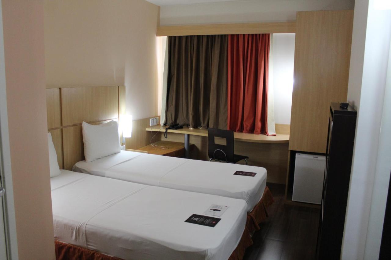 Ibis Feira De Santana Hotell Exteriör bild